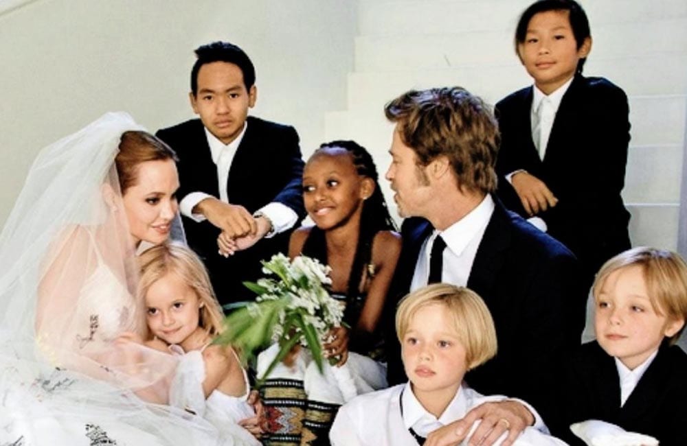 Brad Pitt & Family @brangelinaever / Twitter.com